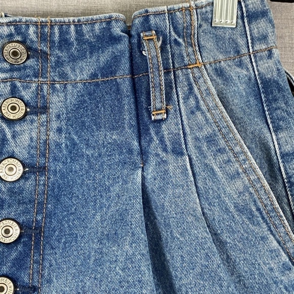 Abercrombie & Fitch Denim Shorts Womens 8 Natural Rise Button Fly Belted Waist - Picture 4 of 12